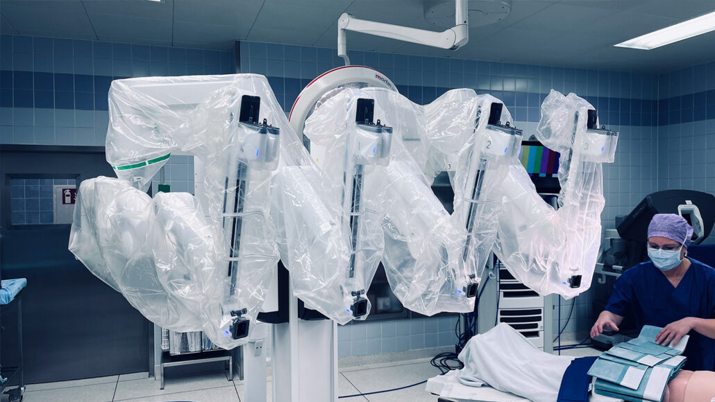 Robotischer Chirurgie Anlage im OP Saal
